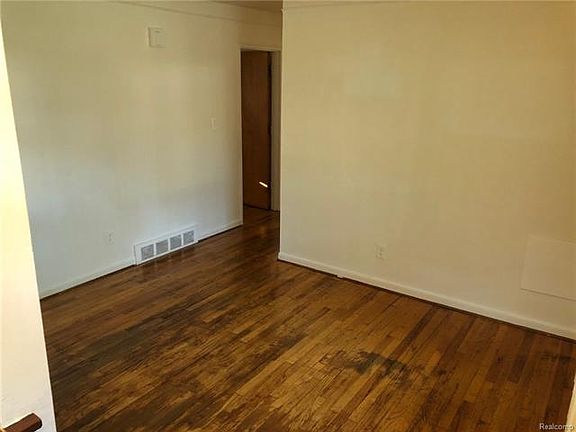 4th image of 422 Linda Vista Dr