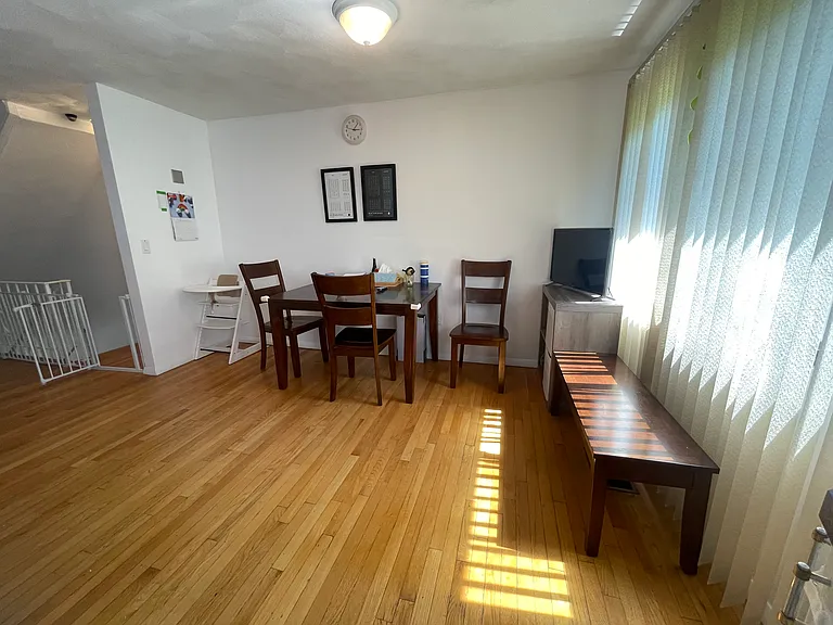 39 Pebble Pl — Photo 17