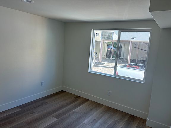 5th image of 820 10th St #F
