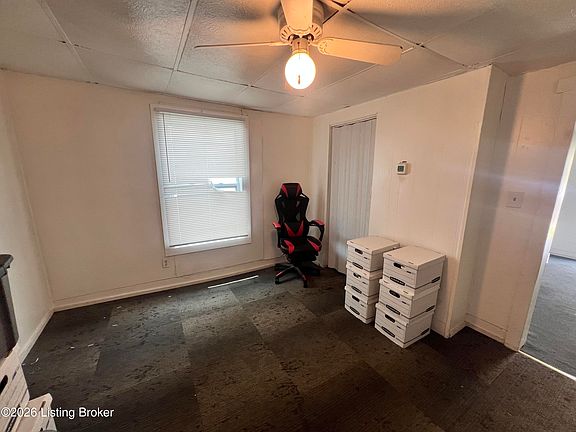 5th image of 208 E Wampum Ave