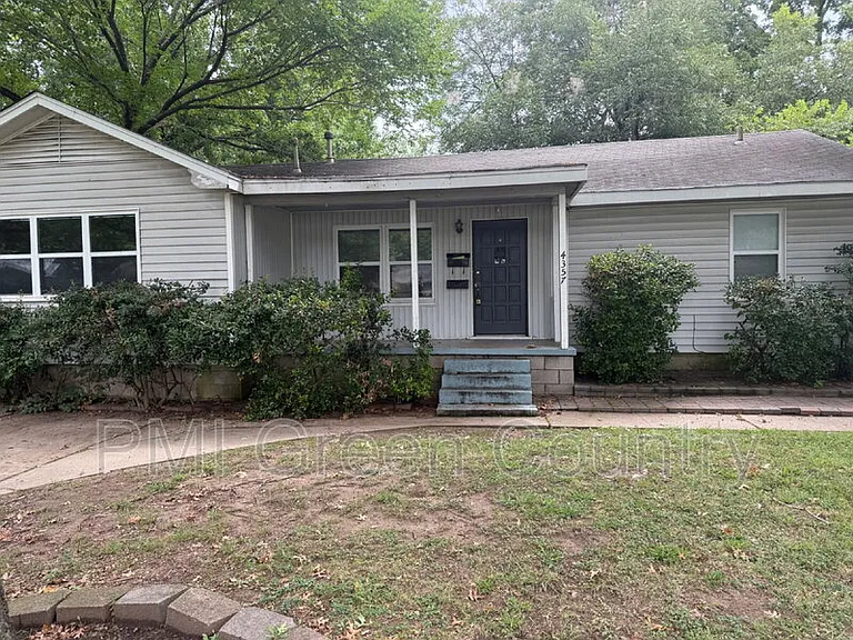 4357 S Rockford Pl — Photo 1
