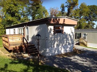 182 Hampton Ave, Imperial, PA 15126