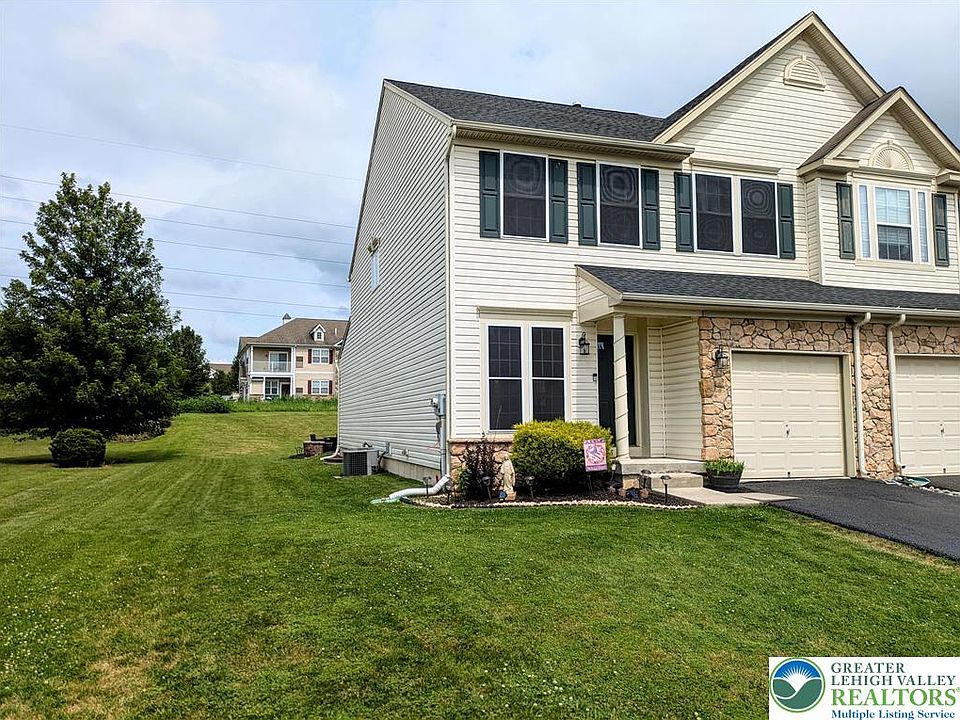 1st image of 119 Gray Dr