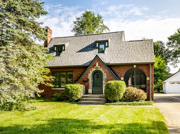 6056 E 9th St, Indianapolis, IN 46219