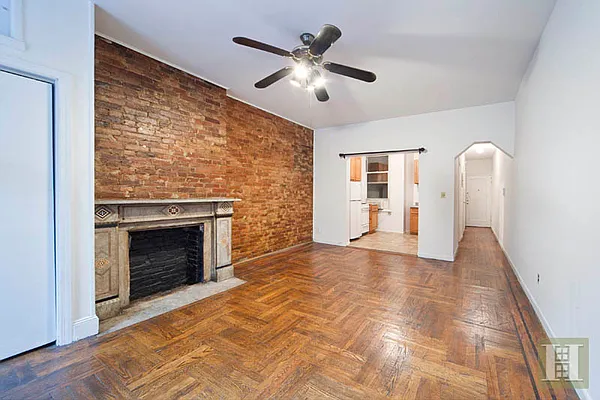 Rented by Halstead Real Estate | media 34