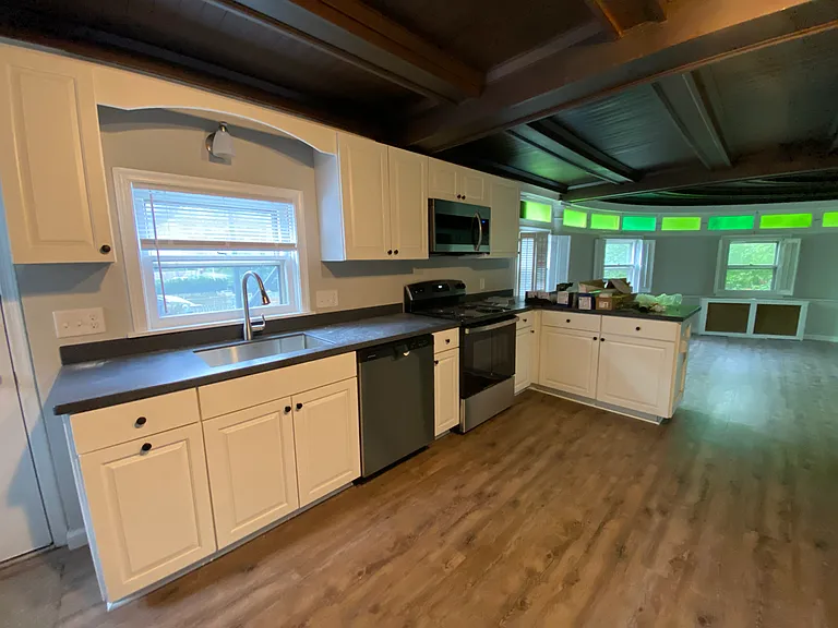 60 N East St #3 — Photo 4
