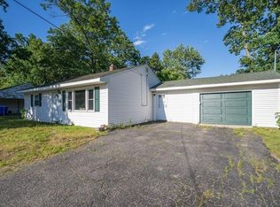 819 Bradley Rd, Springfield, MA 01109