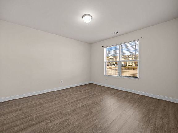 5th image of 43 River Stancil Dr