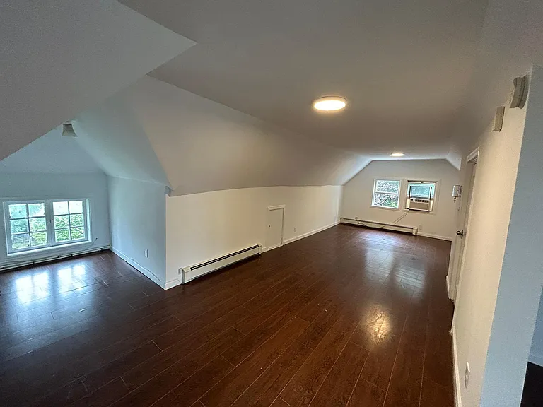 28 Fairview Ave #3 — Photo 5