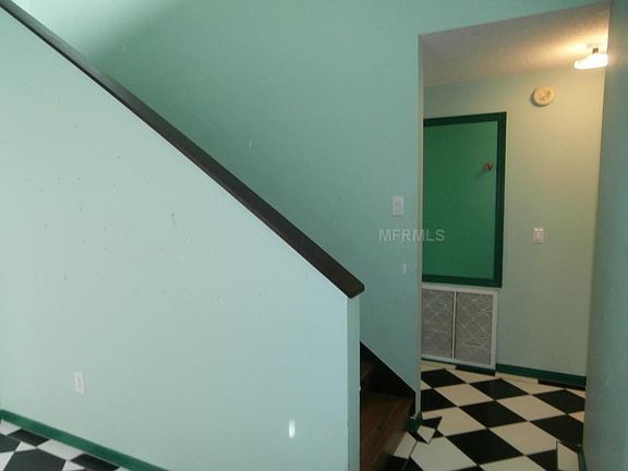 3rd image of 27115 Coral Springs Dr