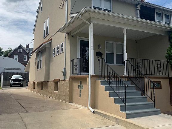 2nd image of 134 Beverly Ave