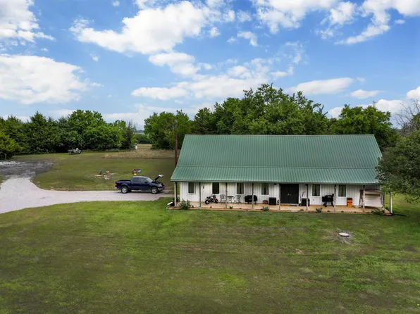 12640 S California Rd, Carbondale, KS 66414