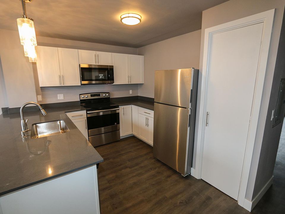 2nd image of 509 N Yakima Ave APT 100