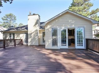 1380 Middleburg Hunt, Lawrenceville, GA 30043