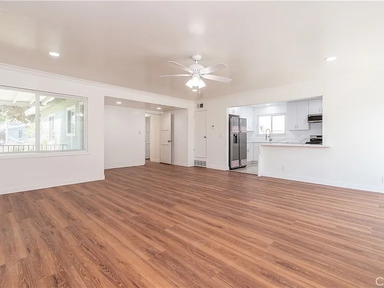 8002 San Luis Cir — Photo 5