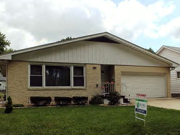 Home for Sale in Decatur, IL $76,977