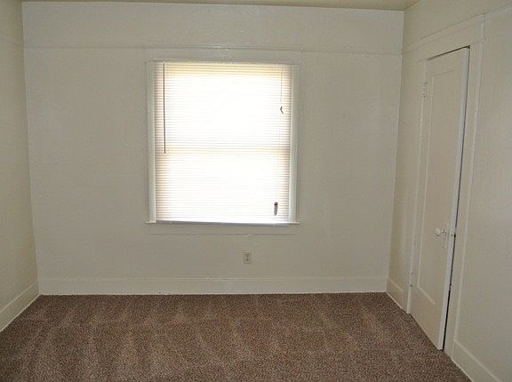 4th image of 615 N Harrison Ave