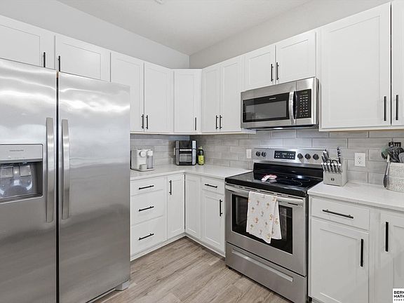 3rd image of 1911 S 7th St