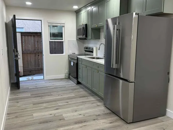 7567 Rock Canyon Dr, San Diego, CA 92126