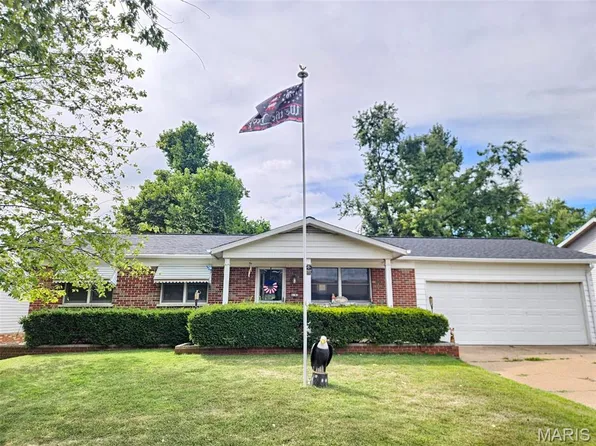 4143 Fuller Ln, Bridgeton, MO 63044