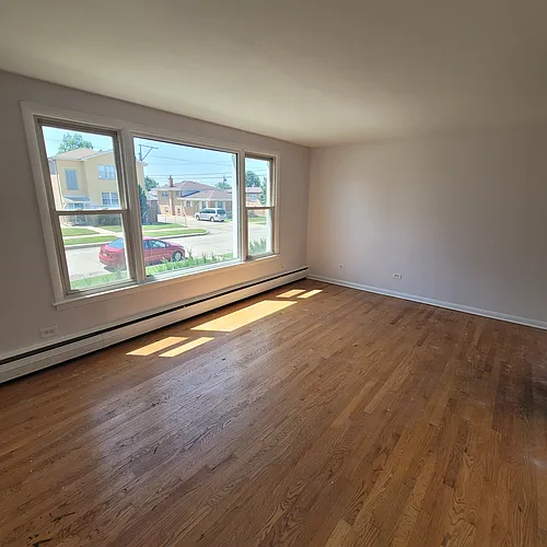 8653 S Tripp Ave #1N Photo 1 8653 S Tripp Ave #1N Photo 1