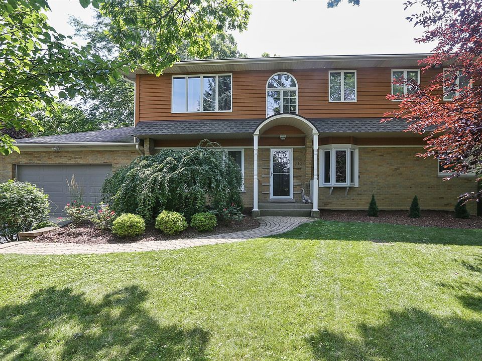 1st image of 212 Hinricher Dr