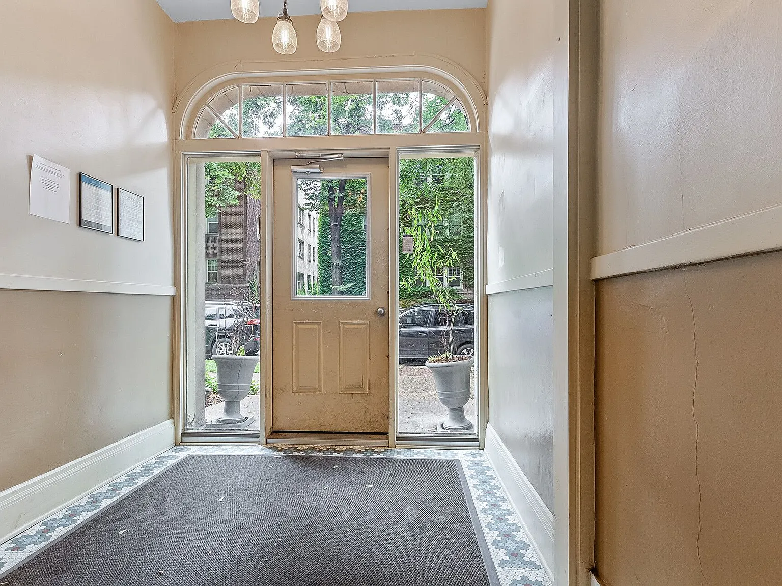 2219 Garfield Ave Apartments | Origen Living — Photo 4