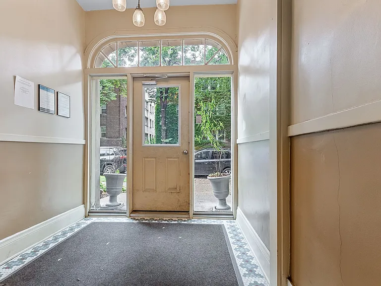 2219 Garfield Ave Apartments | Origen Living — Photo 4