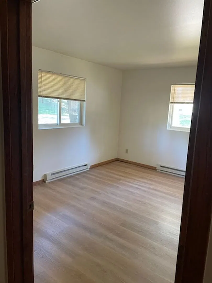 Neat and Updated 2- Bedroom Apartment — Photo 1