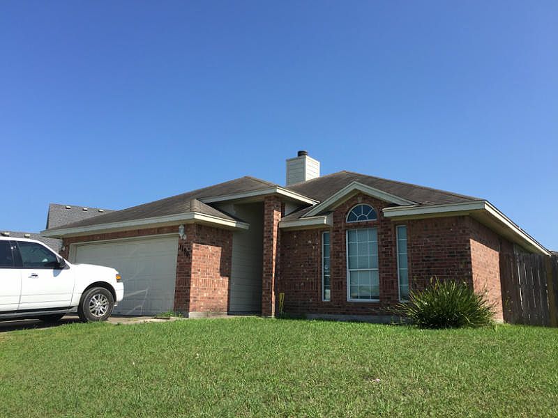1st image of 11901 Yellow Oak Ave