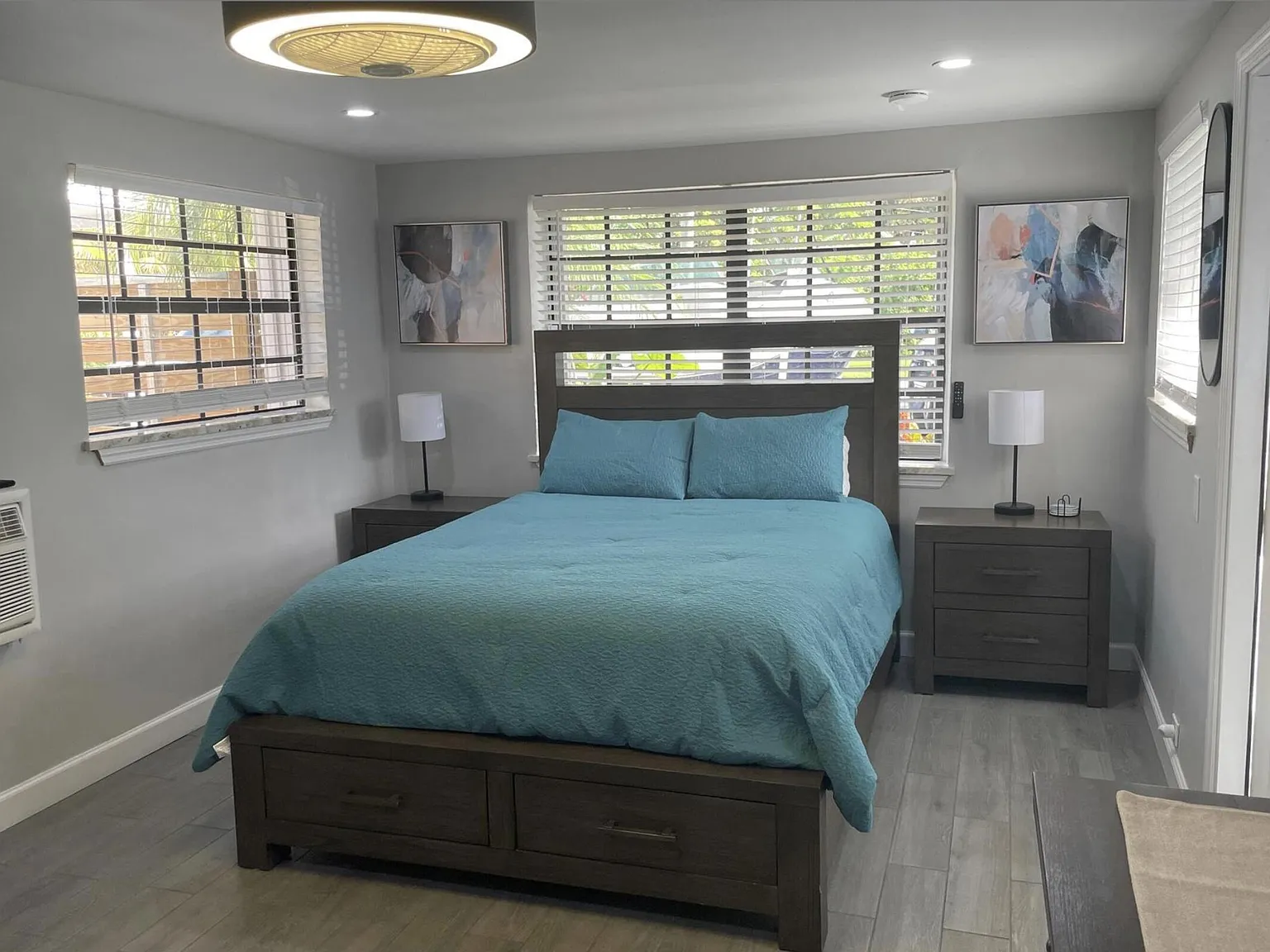 Studio, 1.0 bath, 1722 sqft, $1,500 — Photo 2