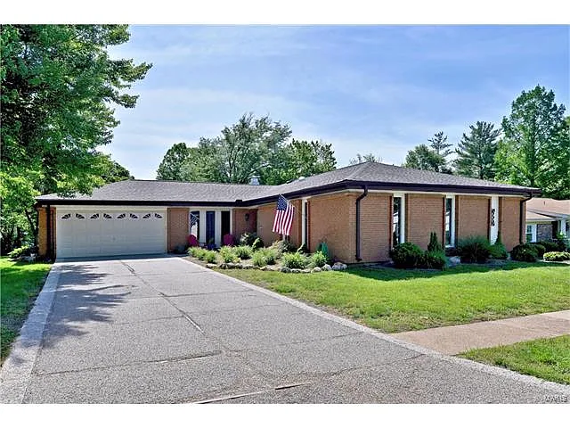 304 High Meadows Dr photo 1