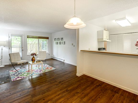 5th image of 2534 S 317th St APT 102