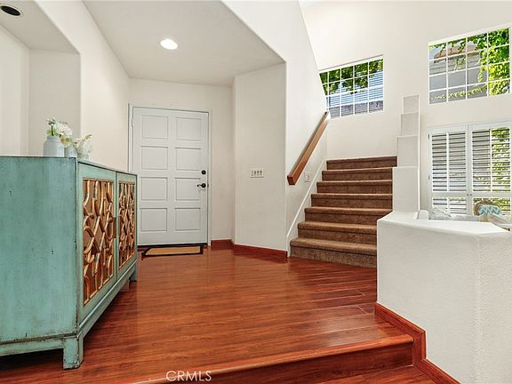 2nd image of 61 Summitcrest