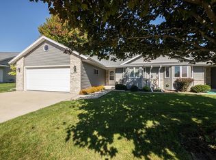 N166W19506 Pheasant Ln, Jackson, WI 53037