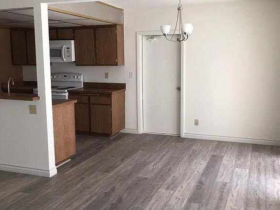 2nd image of 1244 Landsburn Cir