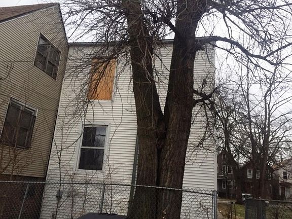 3rd image of 5206 S Bishop St