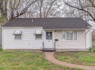 733 Pershing St, East Saint Louis, IL 62203