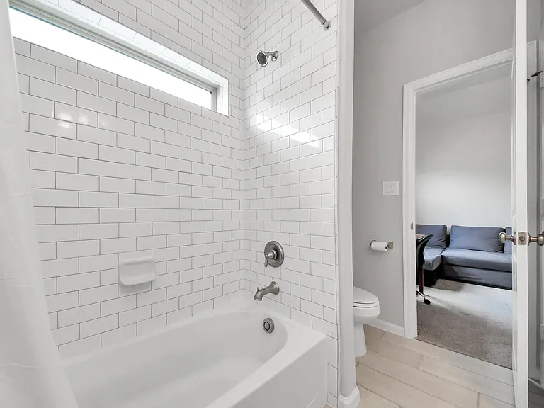 2014 Windsor Meadow Trce — Photo 26