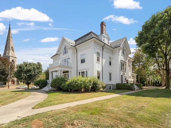 84 Eldredge St APT 2, Newton, MA 02458