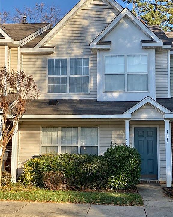 1st image of 1029 Oak Blossom Way
