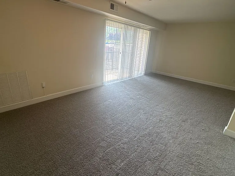 3331 Hewitt Ave #1 — Photo 95