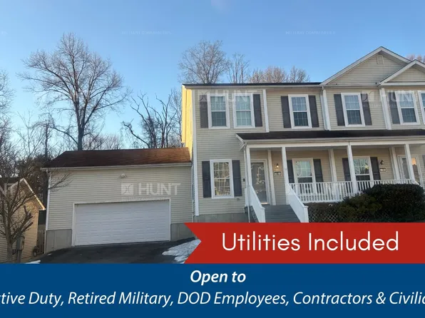 15 Barrett Dr, New Windsor, NY 12553