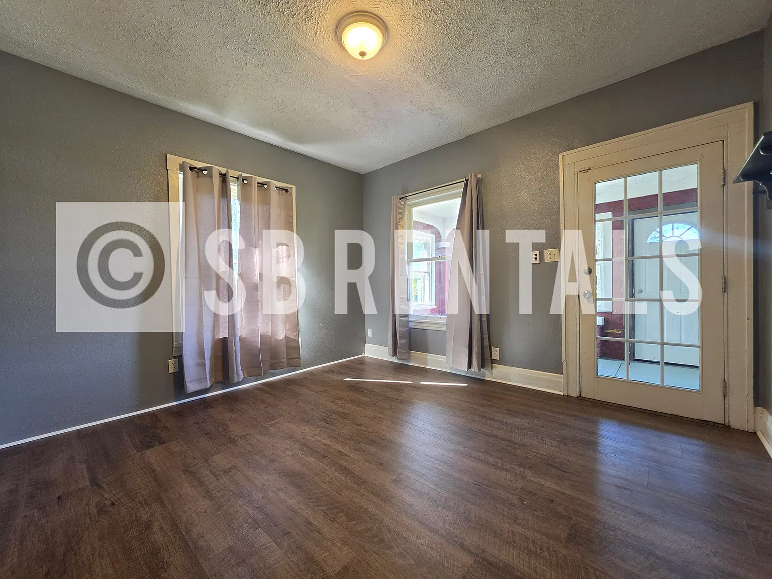 2 bed, 882 sqft, $1,050 — Photo 3
