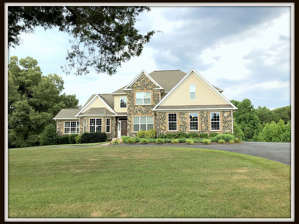1st image of 32 Turnstone Ct
