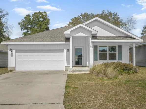 5225 Peach Dr, Pace, FL 32571