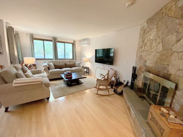 324 Cliffside Dr