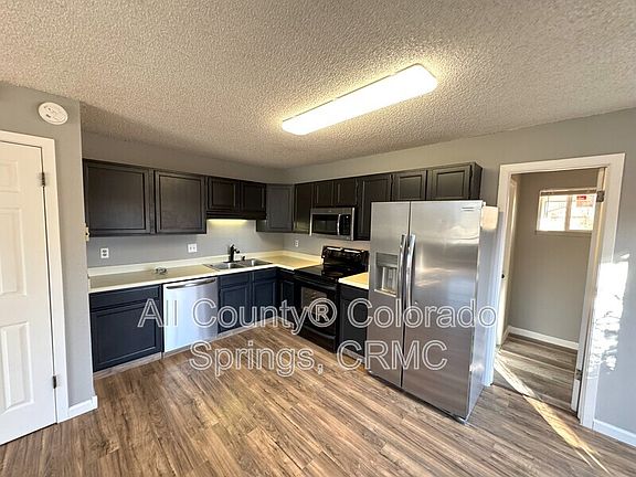4th image of 5525 Tomah Dr APT D