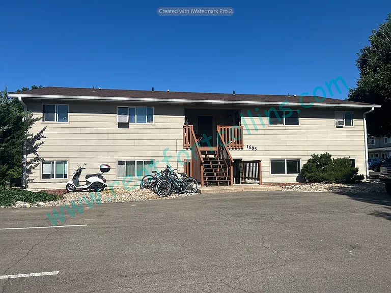 1685 Riverside Ave #1 — Photo 1