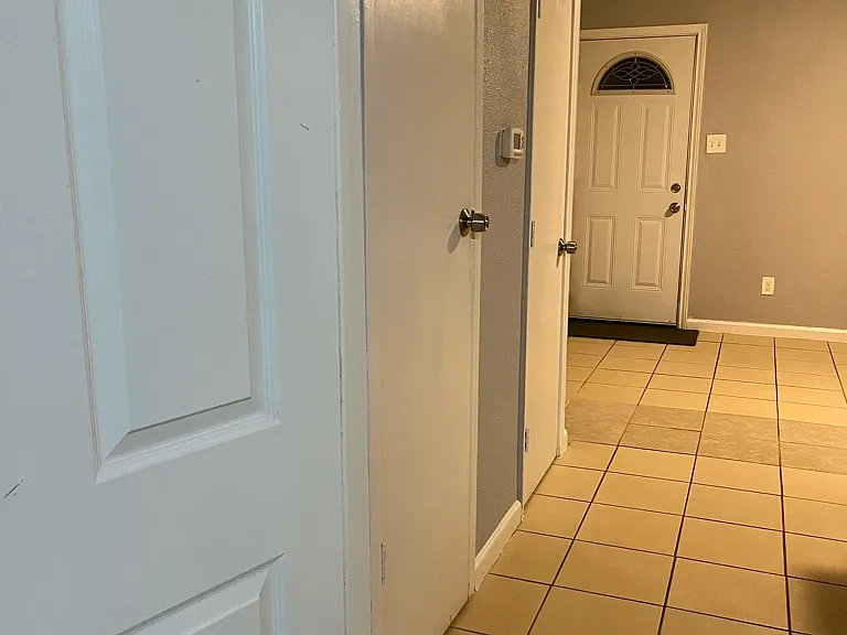 5108 Goodman Ave — Photo 4